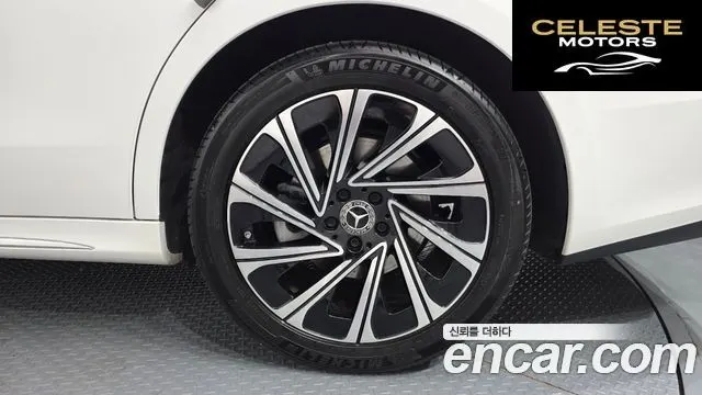 MERCEDES BENZ E-Classe W214 E300 4MATIC Exclusive 2024 — photo 7 sur 33
