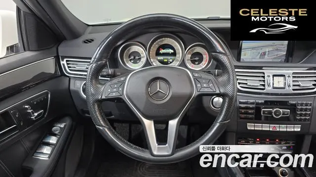 MERCEDES BENZ E-Classe W212 E220 Avantgarde 2015 — photo 13 sur 20