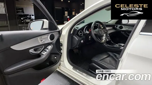 MERCEDES BENZ C-Classe W205 C200 Avantgarde 2018 — photo 10 sur 20