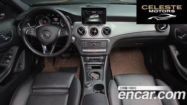 MERCEDES BENZ GLA-Classe X156 GLA250 4MATIC 2019 — photo 10 sur 31