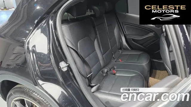 MERCEDES BENZ GLA-Classe X156 GLA250 4MATIC 2019 — photo 17 sur 31