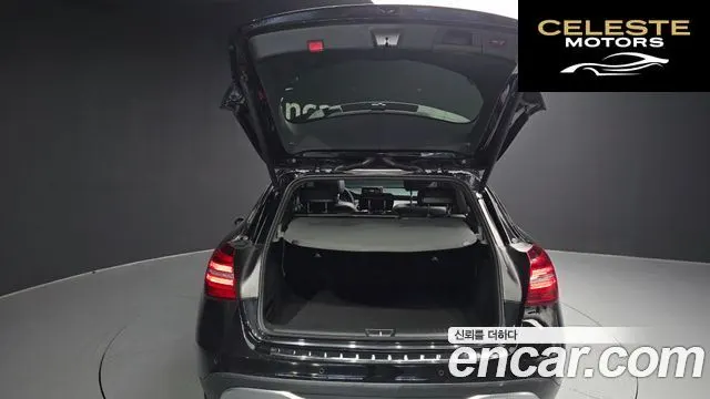 MERCEDES BENZ GLA-Classe X156 GLA250 4MATIC 2019 — photo 26 sur 31