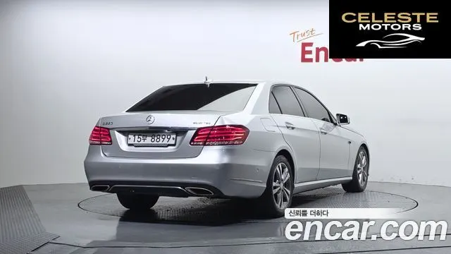 MERCEDES BENZ E-Classe W212 E220 Avantgarde 2016 — photo 2 sur 20