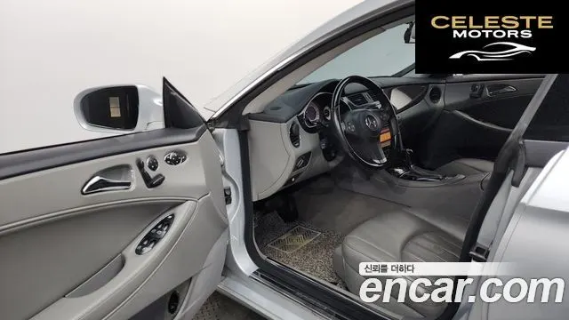 MERCEDES BENZ CLS-Classe W219 CLS350 2009 — photo 10 sur 20