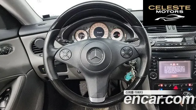 MERCEDES BENZ CLS-Classe W219 CLS350 2009 — photo 13 sur 20