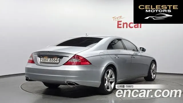 MERCEDES BENZ CLS-Classe W219 CLS350 2009 — photo 2 sur 20