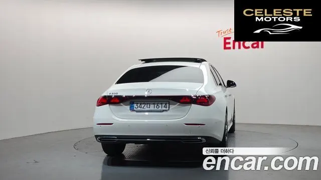 MERCEDES BENZ E-Classe W214 E200 Avantgarde 2026 — photo 4 sur 20
