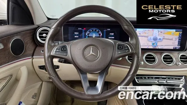 MERCEDES BENZ E-Classe W213 E300 Exclusive 2017 — photo 13 sur 20