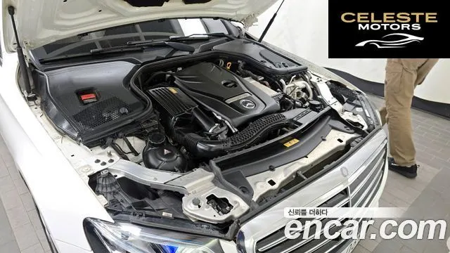 MERCEDES BENZ E-Classe W213 E300 Exclusive 2017 — photo 6 sur 20