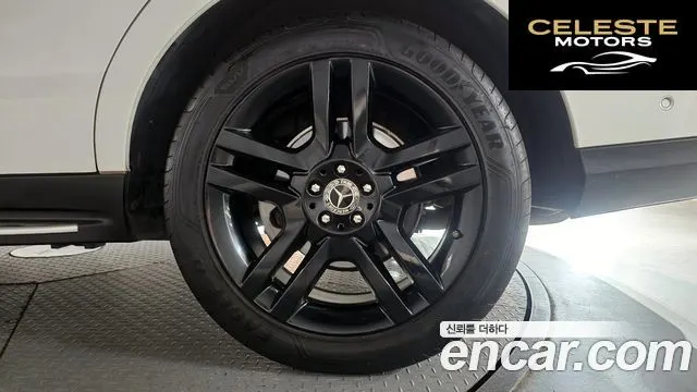 MERCEDES BENZ GLE-Classe W166 GLE350 d 4MATIC 2018 — photo 7 sur 30
