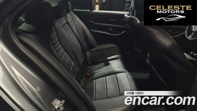 MERCEDES BENZ E-Classe W213 E220d 4MATIC Avantgarde 2018 — photo 12 sur 20