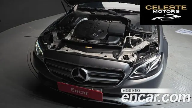 MERCEDES BENZ E-Classe W213 E220d 4MATIC Avantgarde 2018 — photo 6 sur 20