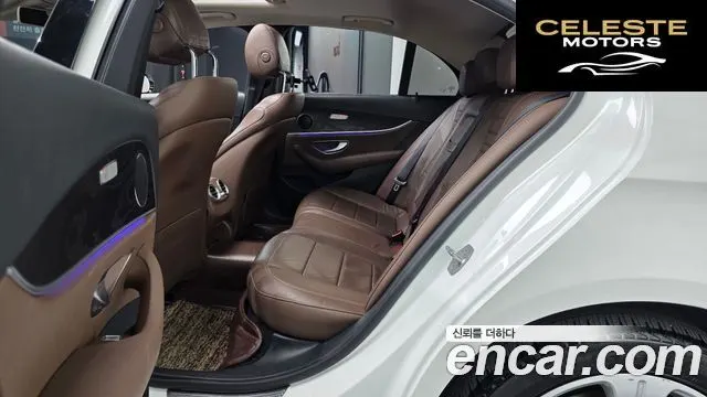 MERCEDES BENZ E-Classe W213 E220d Avantgarde 2017 — photo 17 sur 32