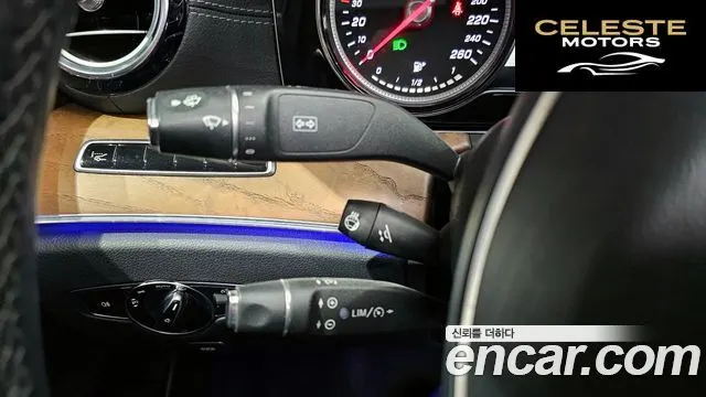 MERCEDES BENZ E-Classe W213 E220d 4MATIC Exclusive 2017 — photo 10 sur 20