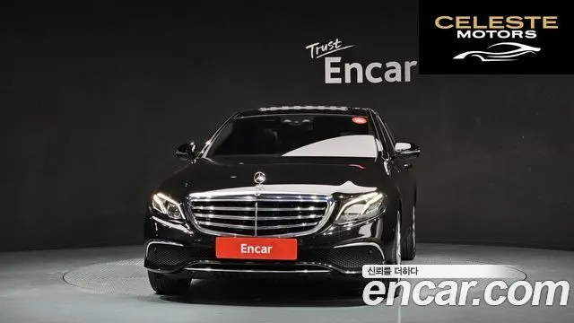MERCEDES BENZ E-Classe W213 E220d 4MATIC Exclusive 2017 — photo 2 sur 20