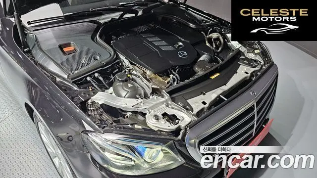 MERCEDES BENZ E-Classe W213 E220d 4MATIC Exclusive 2017 — photo 20 sur 20