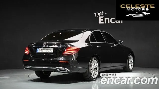 MERCEDES BENZ E-Classe W213 E220d 4MATIC Exclusive 2017 — photo 3 sur 20