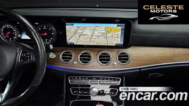 MERCEDES BENZ E-Classe W213 E220d 4MATIC Exclusive 2017 — photo 5 sur 20