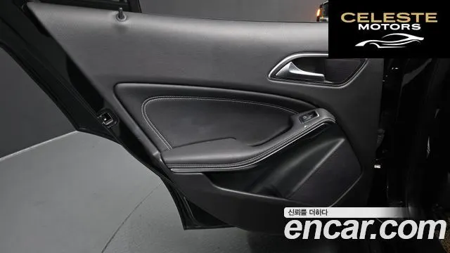 MERCEDES BENZ GLA-Classe X156 GLA250 4MATIC 2019 — photo 15 sur 31