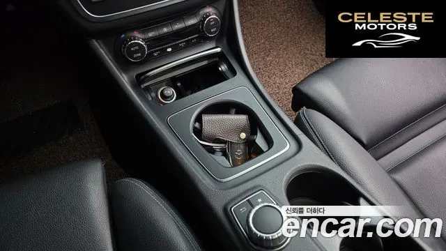 MERCEDES BENZ GLA-Classe X156 GLA250 4MATIC 2019 — photo 25 sur 31