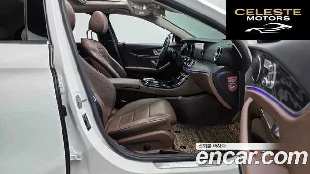 MERCEDES BENZ E-Classe W213 E220d Avantgarde 2017 — photo 15 sur 32