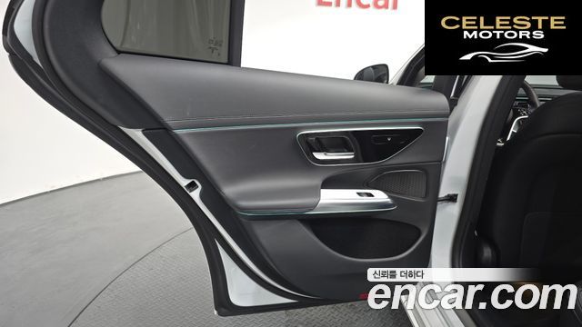 MERCEDES BENZ E-Classe W214 E220d 4MATIC Exclusive 2024 — photo 14 sur 31