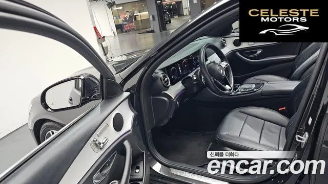 MERCEDES BENZ E-Classe W213 E250 Avantgarde 2021 — photo 13 sur 36