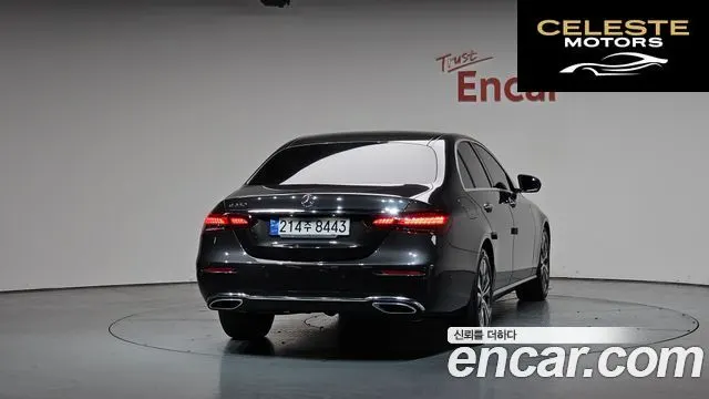 MERCEDES BENZ E-Classe W213 E250 Avantgarde 2021 — photo 4 sur 36
