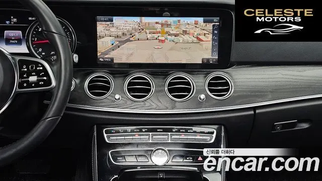 MERCEDES BENZ E-Classe W213 E220d Avantgarde 2019 — photo 19 sur 34