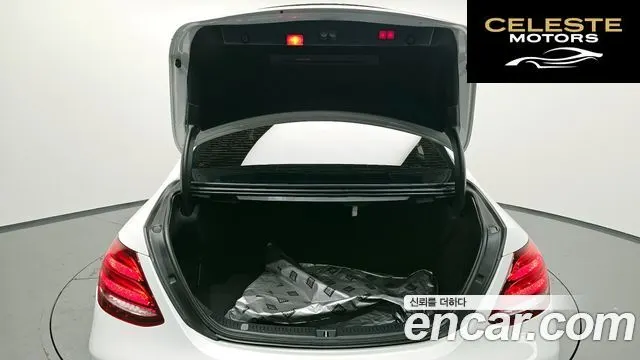 MERCEDES BENZ E-Classe W213 E220d Avantgarde 2019 — photo 33 sur 34
