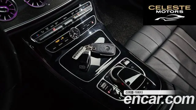 MERCEDES BENZ E-Classe W213 E450 4MATIC Coupé 2020 — photo 25 sur 35