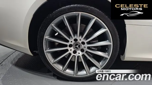 MERCEDES BENZ E-Classe W213 E450 4MATIC Coupé 2020 — photo 7 sur 35