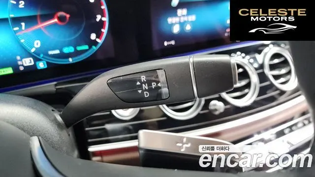 MERCEDES BENZ E-Classe W213 E450 4MATIC Exclusive 2021 — photo 12 sur 42