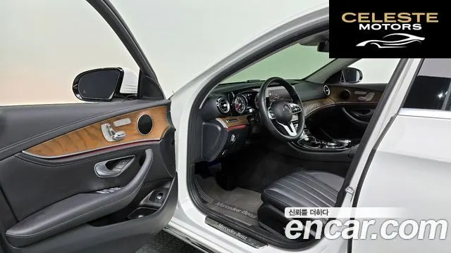 MERCEDES BENZ E-Classe W213 E220d 4MATIC Exclusive 2020 — photo 10 sur 20