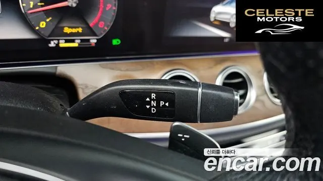 MERCEDES BENZ E-Classe W213 E300 Exclusive 2018 — photo 23 sur 30