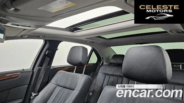 MERCEDES BENZ E-Classe W212 E300 2012 — photo 19 sur 20