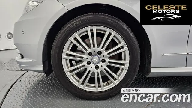 MERCEDES BENZ E-Classe W212 E300 2012 — photo 5 sur 20