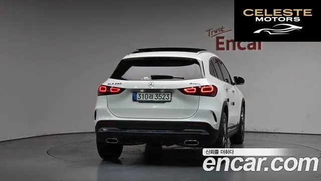 MERCEDES BENZ GLA-Classe H247 GLA250 4MATIC 2021 — photo 3 sur 32