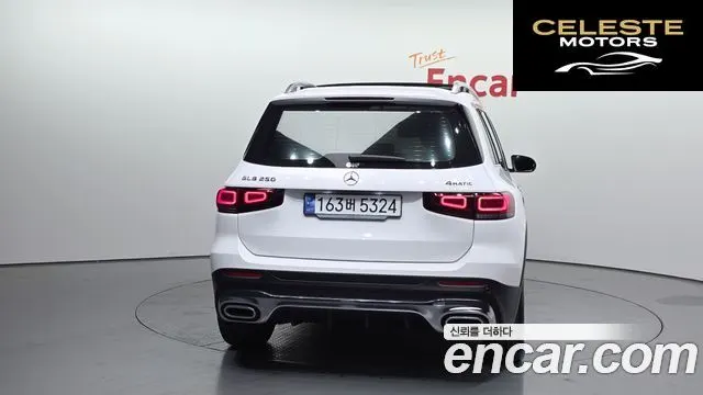 MERCEDES BENZ GLB-Classe X247 GLB250 4MATIC 2023 — photo 4 sur 20