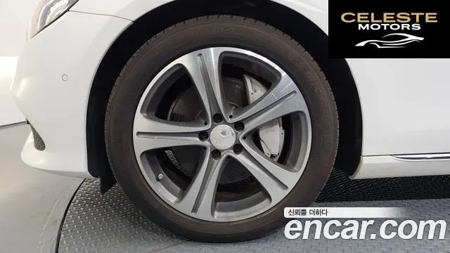 MERCEDES BENZ E-Classe W213 E300 Avantgarde 2019 — photo 5 sur 30