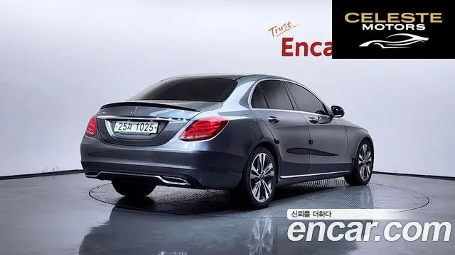 MERCEDES BENZ C-Classe W205 C220 d Avantgarde 2018 — photo 2 sur 20