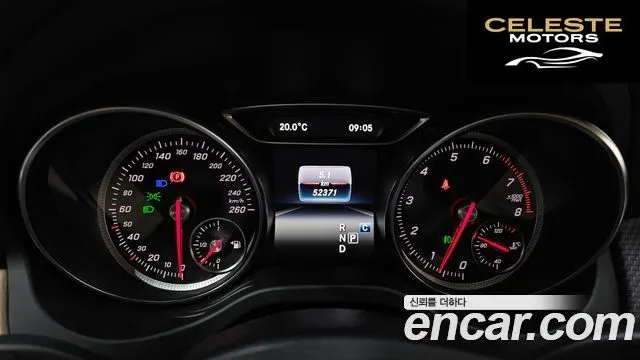 MERCEDES BENZ GLA-Classe X156 GLA220 2018 — photo 10 sur 30