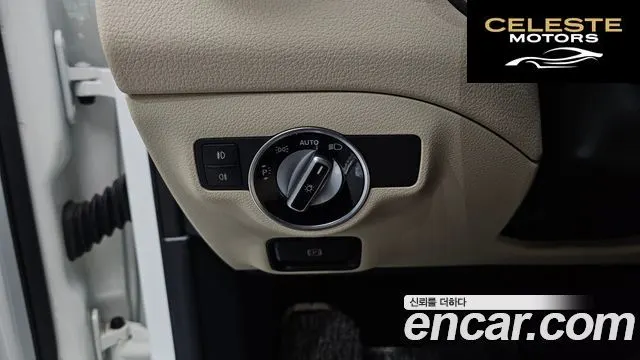 MERCEDES BENZ GLA-Classe X156 GLA220 2018 — photo 22 sur 30