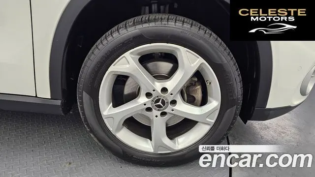 MERCEDES BENZ GLA-Classe X156 GLA220 2018 — photo 6 sur 30