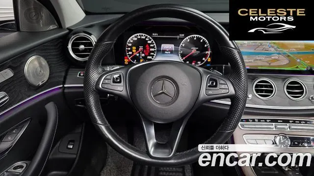 MERCEDES BENZ E-Classe W213 E300 Avantgarde 2017 — photo 15 sur 26