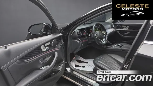 MERCEDES BENZ E-Classe W213 E220d 4MATIC Exclusive 2020 — photo 13 sur 30