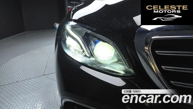 MERCEDES BENZ E-Classe W213 E220d 4MATIC Exclusive 2020 — photo 8 sur 30