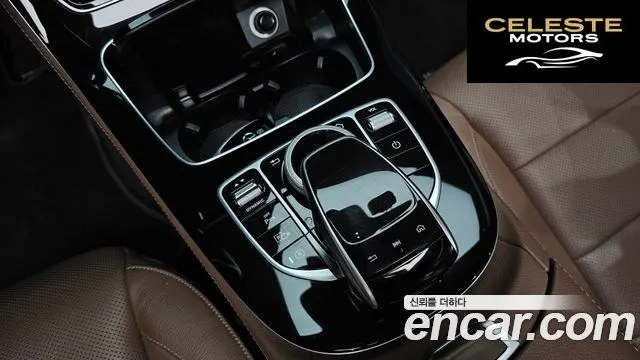 MERCEDES BENZ E-Classe W213 E300 4MATIC Avantgarde 2018 — photo 12 sur 34