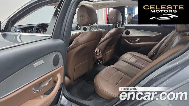 MERCEDES BENZ E-Classe W213 E200 Avantgarde 2018 — photo 16 sur 30