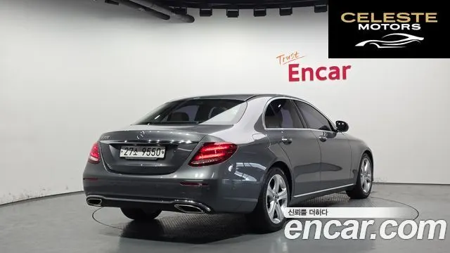 MERCEDES BENZ E-Classe W213 E200 Avantgarde 2018 — photo 2 sur 30